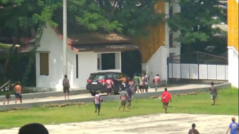 Kericuhan di Kantor Bupati Merangin: Massa SAD Rusak Mobil Polisi dan Letuskan Senjata Api