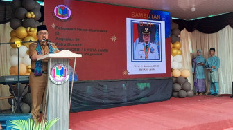 Resmikan Pendopo SMPN 16 Kota Jambi, Wali Kota Maulana Janjikan Pembangunan Ruang Kelas Baru