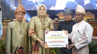 Sah! SKK Migas - PetroChina Serah Terimakan 9 Program PPM/CSR Senilai Rp18,1 Miliar ke Pemkab Tanjabtim